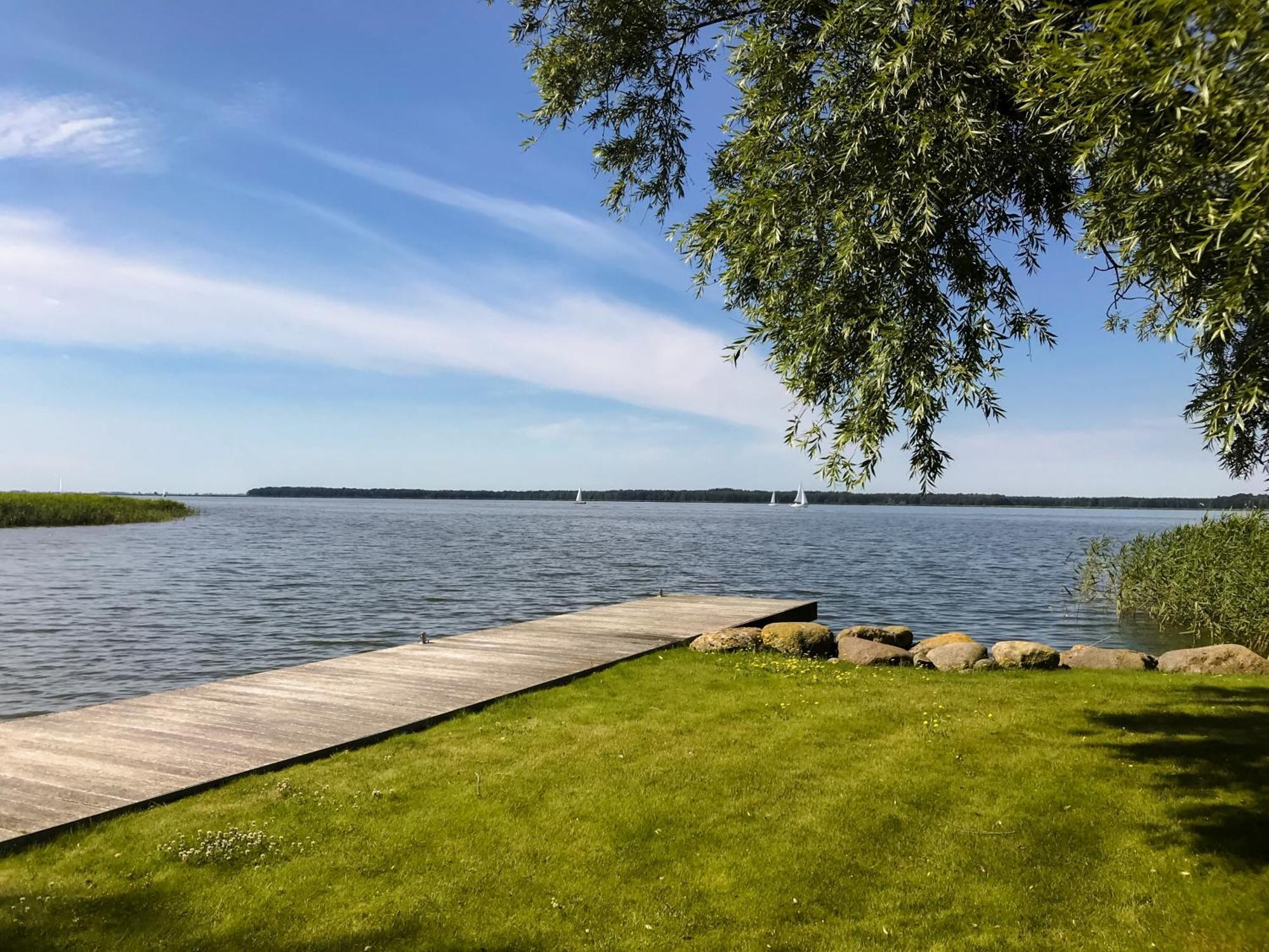 Peeneblick - Traumhaus In Exklusiver Direktlage Am Wasser Mit Eigenem Bootssteg Fuer 8 Personen Rankwitz Екстер'єр фото